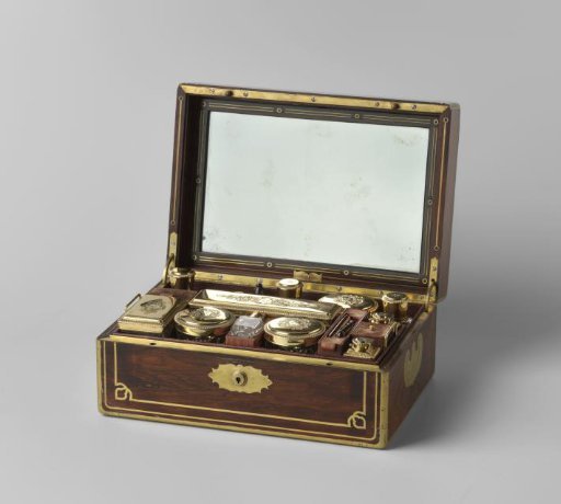 Travel case with the coat of arms of the alliance of Count Henri Bonneval de Juvigny and Marie de Cossé-Brissac