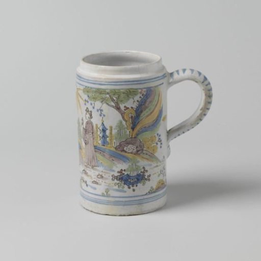 Beer mug, painted with chinoiserie