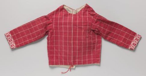 Red linen (?) jacket with white check pattern, along the cuffs of the long sleeves decorated with red-white lace band; lining of white linen