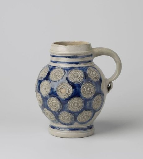 Jug with medallions