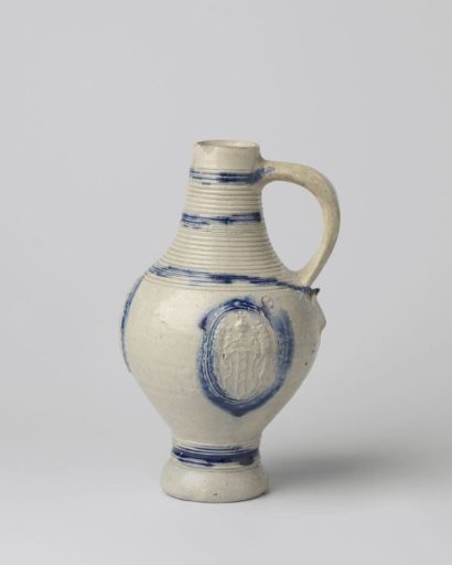 Jug with the coat of arms of Amsterdam