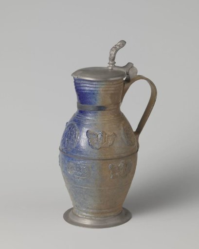 Jug with the coat of arms of Saxony and angel heads