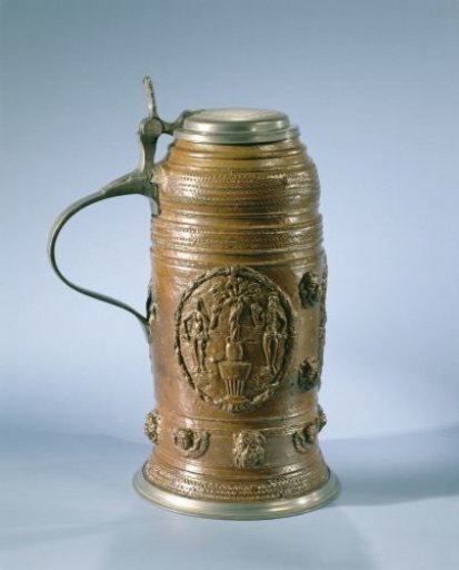 Tankard with two coats of arms and the Downfall