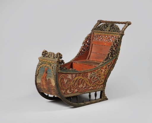 Sled from Hindelopen with painting and carving