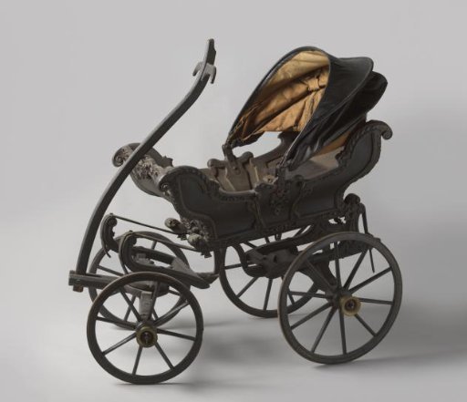Four-wheeled child's carriage