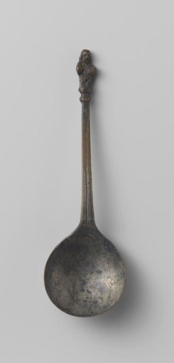 Apostolic spoon with round bowl