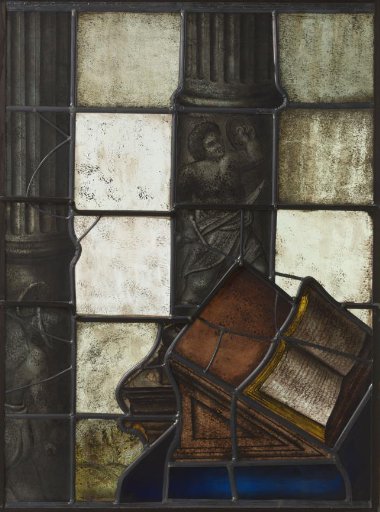 Fourth panel of the window with Prince Maurice in a praying posture