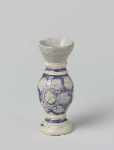 Jug with flowers