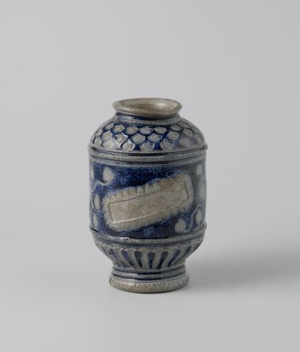 Medicinal jar with floral scrolls and scale motifs