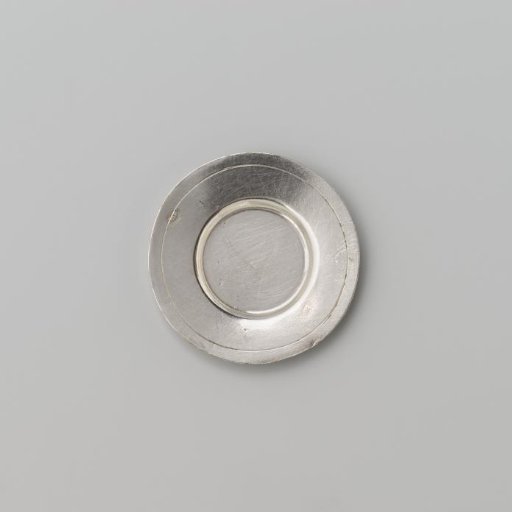 Silver-Coloured Dish with Wide Flat Rim, with a Groove.