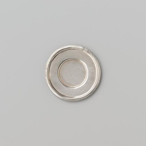 Silver-Coloured Small Dish with Wide Flat Profiled Rim.