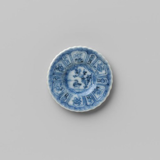Plate with a bird in a landscape