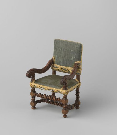 Armchair upholstered in silk velvet