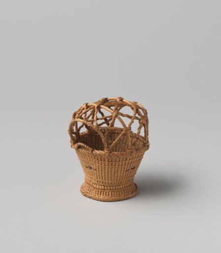 Fire basket of round and split willow twigs, fine wickerwork; closed round basket with a handle and open arched lid.