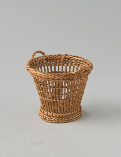 Round open sewing basket of split willow, with two handles; fine wickerwork.