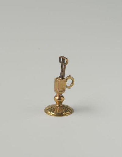 Copper snuffers, opening snuffers with wick cup and sharp point