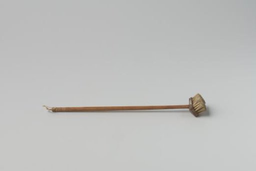 Cradle, head of oak inlaid with pig's hair, smooth stem of pine wood with five profiled rings at the top (for a cord)