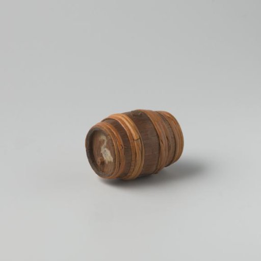 Beer or wine cask, made of oak staves, bound by 4 x 3 rattan hoops
