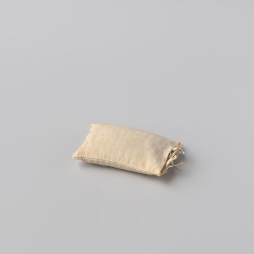 Cushioncase of white linen, with insertion at the hem