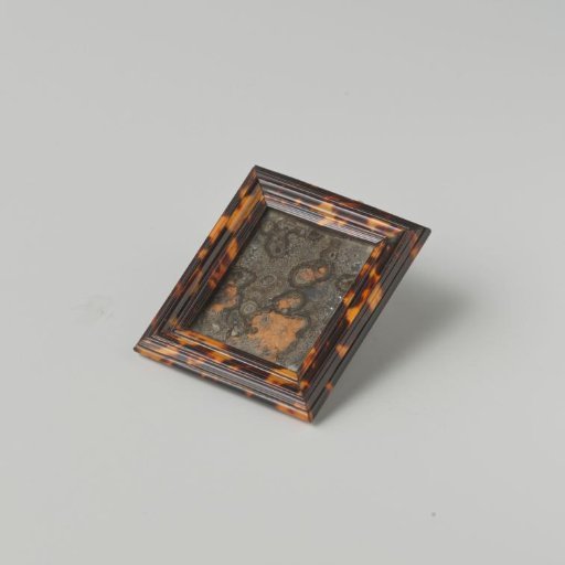 Rectangular mirror in a finely profiled tortoiseshell frame, in the frame original strongly corroded mirror glass without facet edge, original copper projecting eye