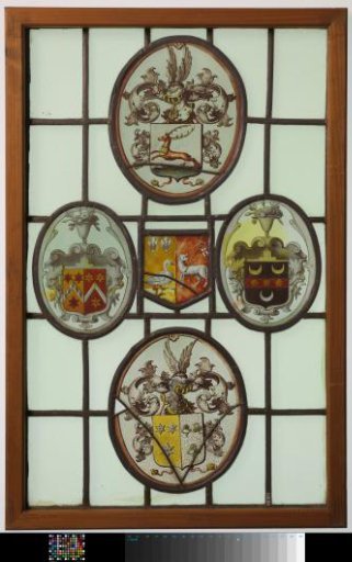 Pane with Four Oval Wapen Panels with a Coat of Arms without a Crest in the Center