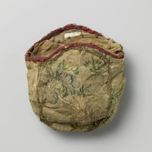 Pouch in a semi-circular shape, of light yellow silk with woven flowers and branches