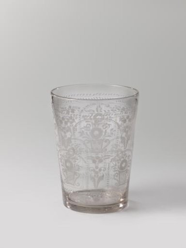 Cup with flower baskets