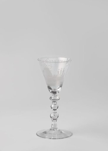 Goblet with whaling and the inscription: Het Welvaaren van de groelandsche visserij