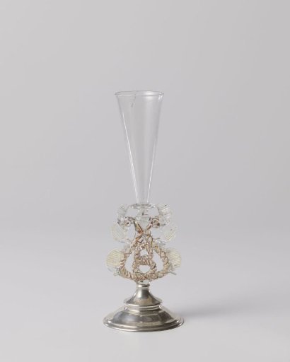 Winged glass with funnel-shaped bowl