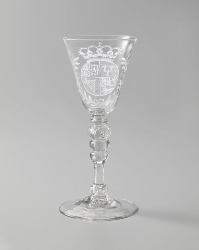 Chalice glass with the coat of arms of Anna of Hanover