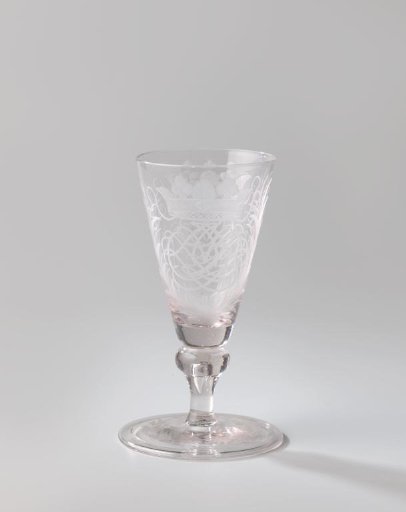 Chalice glass with the crowned monogram AVA twice between palm branches