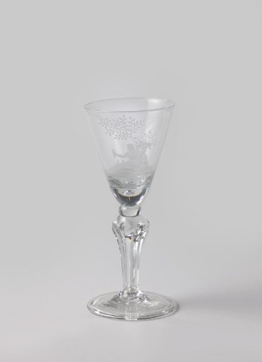 Chalice with the Dutch Maiden and the inscription: PAX OPTIMA RERUM