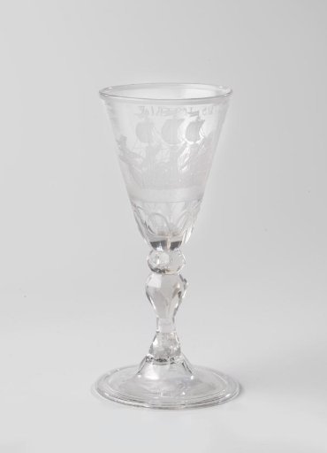 Goblet with a three-master, a ploughing farmer, and the inscription: SALUS PATRIÆ