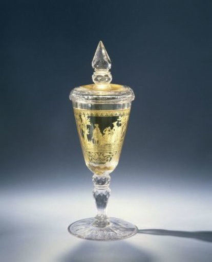Beaker with lid of Zwischengoldglas, with a fox hunt and a hare hunt