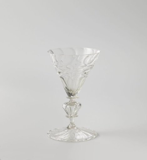 Goblet with a funnel-shaped bowl, optically blown with pinched panes