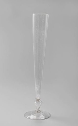 Flute glass