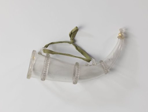 Drinking horn