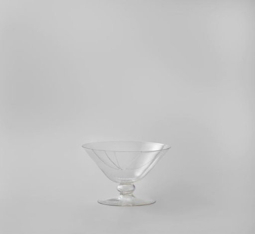 Drinking Bowl on a Foot with a Funnel-Shaped Bowl