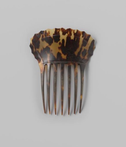 Tortoiseshell comb with a plain, semi-oval back and scaled edge, seven teeth