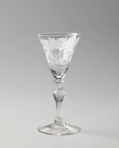 Wine glass with the arms of Rijnsaterwoude and the Steenis family
