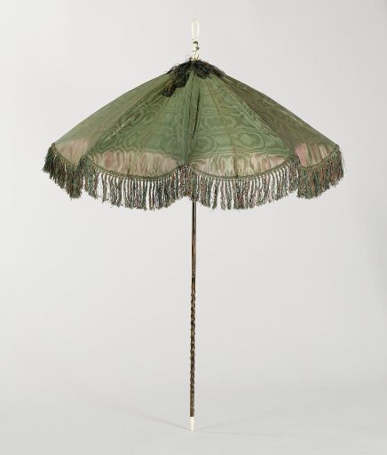 Fringed parasol