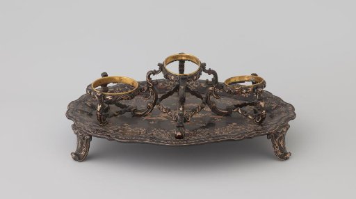 Tortoiseshell Inkstand Inlaid with Gold