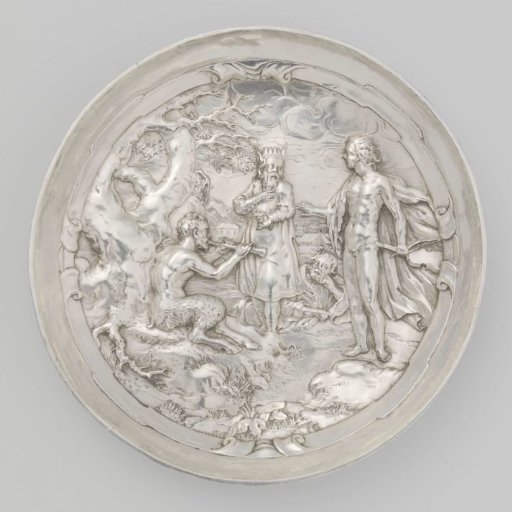 Drinking bowl with the contest of Apollo and Marsyas