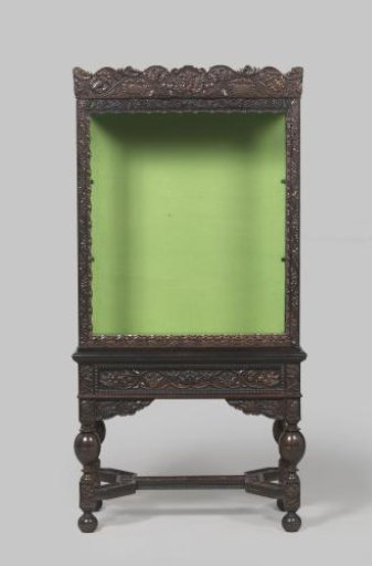 Bonheur du Jour with Three Mirror Panels. Panels and Cabinet Decorated with Scrollwork of Leaf and Flower Motifs.