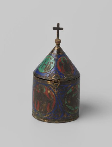 Pixis of copper with enamel, with the four Evangelist symbols