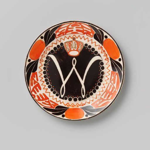 Plate with the initial W of Wilhelmina