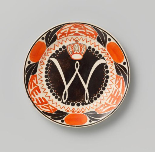 Plate with the initial W of Wilhelmina