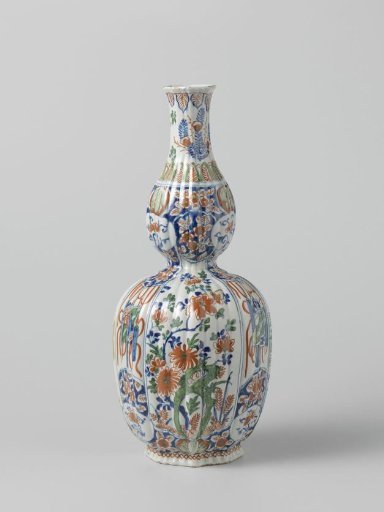 Gourd-shaped bottle of polychrome painted faience