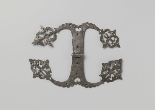 Hinge, chased and engraved.