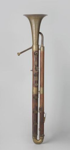 Chromatic bass horn